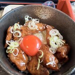 二八そば 一貴 - 焼鳥丼♪