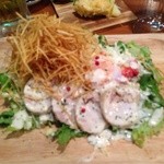 串サンロク - パリジャガと蒸し鶏のシーザー