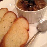 レプレ - つぶ貝と香草の柔らか煮込み650円