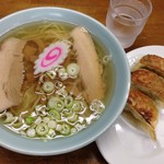 まるQ - 和風ラーメンと餃子(3個)