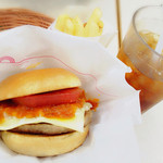 モスバーガー - モスチーズバーガー、烏龍茶＊
