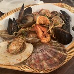 ピッツェリア キアッキェローネ - ペスカトーレ