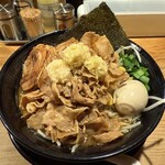 肉盛り みそラーメン 侍倶楽部 - 