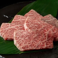 A5和牛 トモサンカク