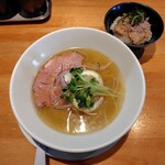麺家 たけ田 - 鯵の焼き出汁冷やしラーメンと鯵の胡麻ダレ冷やし茶漬け