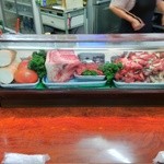 初ちゃん - （2014.9.18）お肉やら入ったショーケース