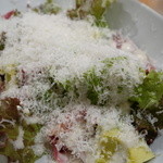 YAICHIRO - 生ハムとアボカドのシーザーサラダ