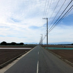 Marui Shiyokudou - 黒崎の鼻方面に伸びる滑走路跡
