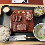たんや神 - 〇3種盛り牛たん定食″赤”…￥3,300円(税込)