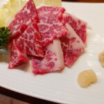 むつ五郎 - 霜降り馬刺し（一人前） 2,800円