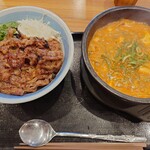 カルビ丼とスン豆腐専門店 韓丼 - 