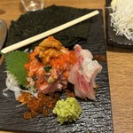 開運橋ほたる - 海鮮盛皿。\1,000くらいで豪華。