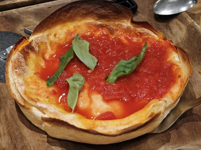 Cheese to Nama Hachimitsu BeNe Asunaru Kanayama Ten