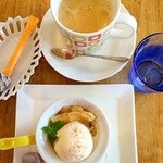 Cafe Butter Lily - ホットスイートポテト リンゴアイスのせセット\600