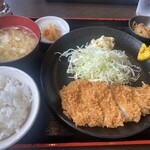 とんかつ とん吉 - いも豚ロースランチ