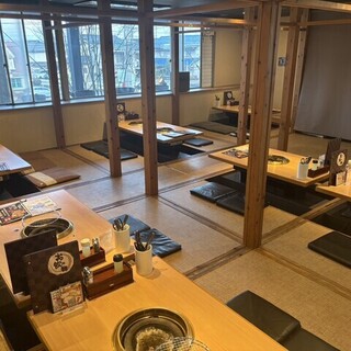 大人数でも安心、38名まで入る掘りごたつ席あり