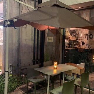 4月お休みのご案内（テラス席のみペットフレンドリー）