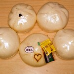 桂雀花 - 料理写真:肉まん   あんまん   豚まん  テイクアウト