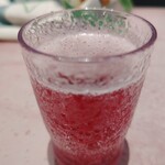 サイゼリヤ - ドリンクバーはいつものミニッツメイドぶどうスカッシュから。