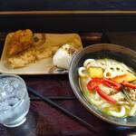 來家 - グリーンカレーうどん