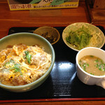 たむらや - カツ丼700円