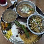 BLOCK HOUSE 水曜カレー - 