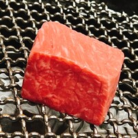 日本焼肉はせ川 表参道店 - 尾花沢霜降り和牛のイチボです