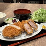 ひるとんヨルホル 安本  - ヒレ・ロース盛り定食