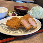 ひるとんヨルホル 安本  - ひれかつ定食