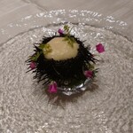 プチレストラン ブーケ・ド・フランス - ウニにも花