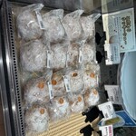 まるごう - 売場