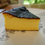 くるみカフェ - 料理写真:バスクチーズケーキ
