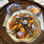 100 Sails Restaurant & Bar - 