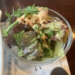 ステーキハウス 听 - カレーに付いてくるミニサラダ