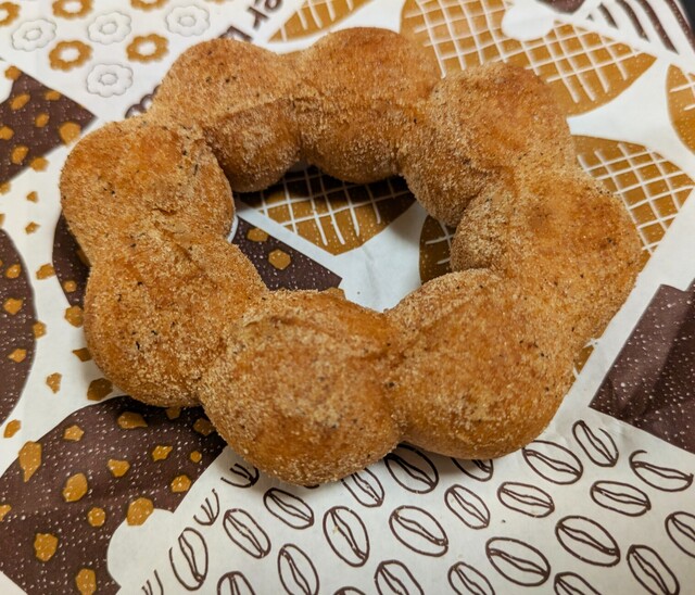 ドーナッツページ Holey Grail - ワイキキ/ドーナツ | 食べログ