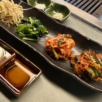 和牛とワイン 焼肉きゅうこん - 