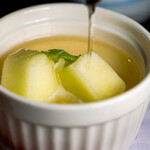 泳ぎとらふぐ活蟹料理 あじ平 - 