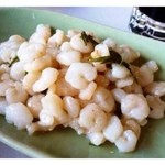 Ye Shanghai - 川海老と龍井茶の炒め物。川海老は小さいですね。薄味で、お茶の風味は余り感じませんでしたが・・