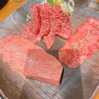 蕃 YORONIKU - 