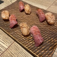 鮨 あさひ - ホタテ燻製と中トロ