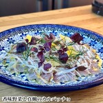 GRAPEREPUBLICINC. VINERIA SALONE - 