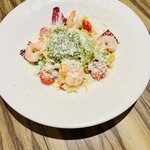 北海道イタリアン ミアアンジェラ 一番町 - 海老アボカドサラダ
