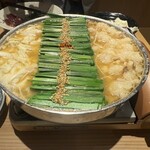 博多もつ鍋 前田屋 - 