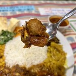 セイロンカリー - アンブラ（チキン）大盛り