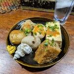 五郎八 - おでん盛合せ テキトウに