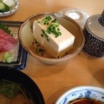 円 - 小鉢の冷奴