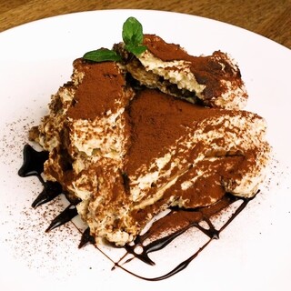 一緒にろうそくも立ててお祝い◎メッセージプレートも対応♪