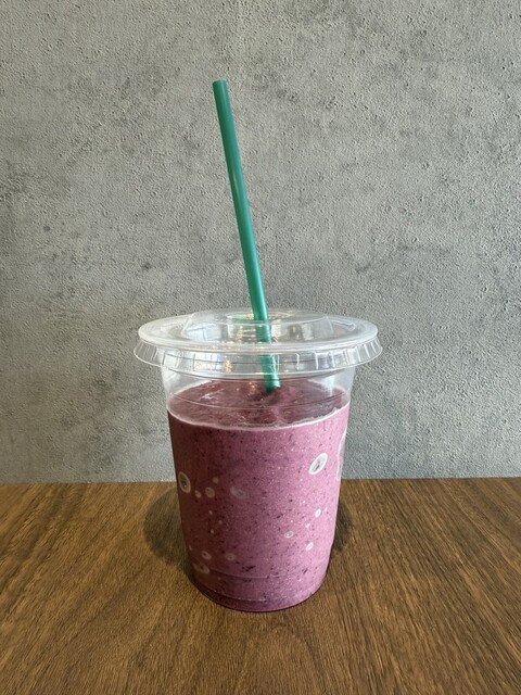 Green ocean cafe photo 2