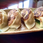 中華料理 口福 - ・ぷっくり餃子　4コ　／シェア