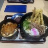 資さんうどん 両国店